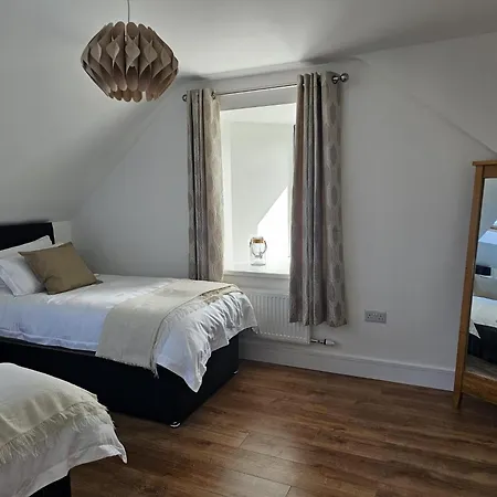 Sea Breeze Holiday home *
